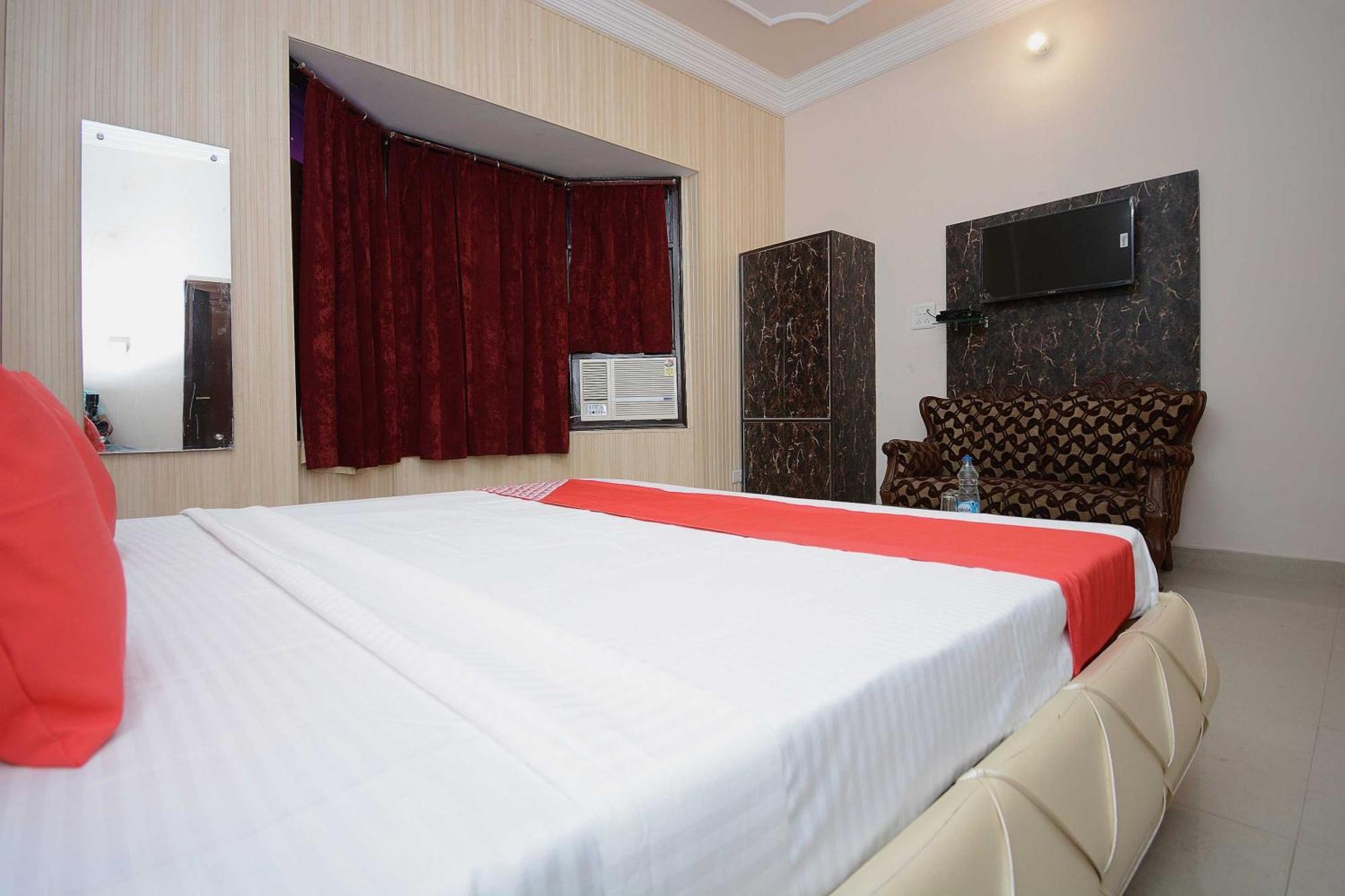 Pathānkot Hotel Asia Palace מראה חיצוני תמונה