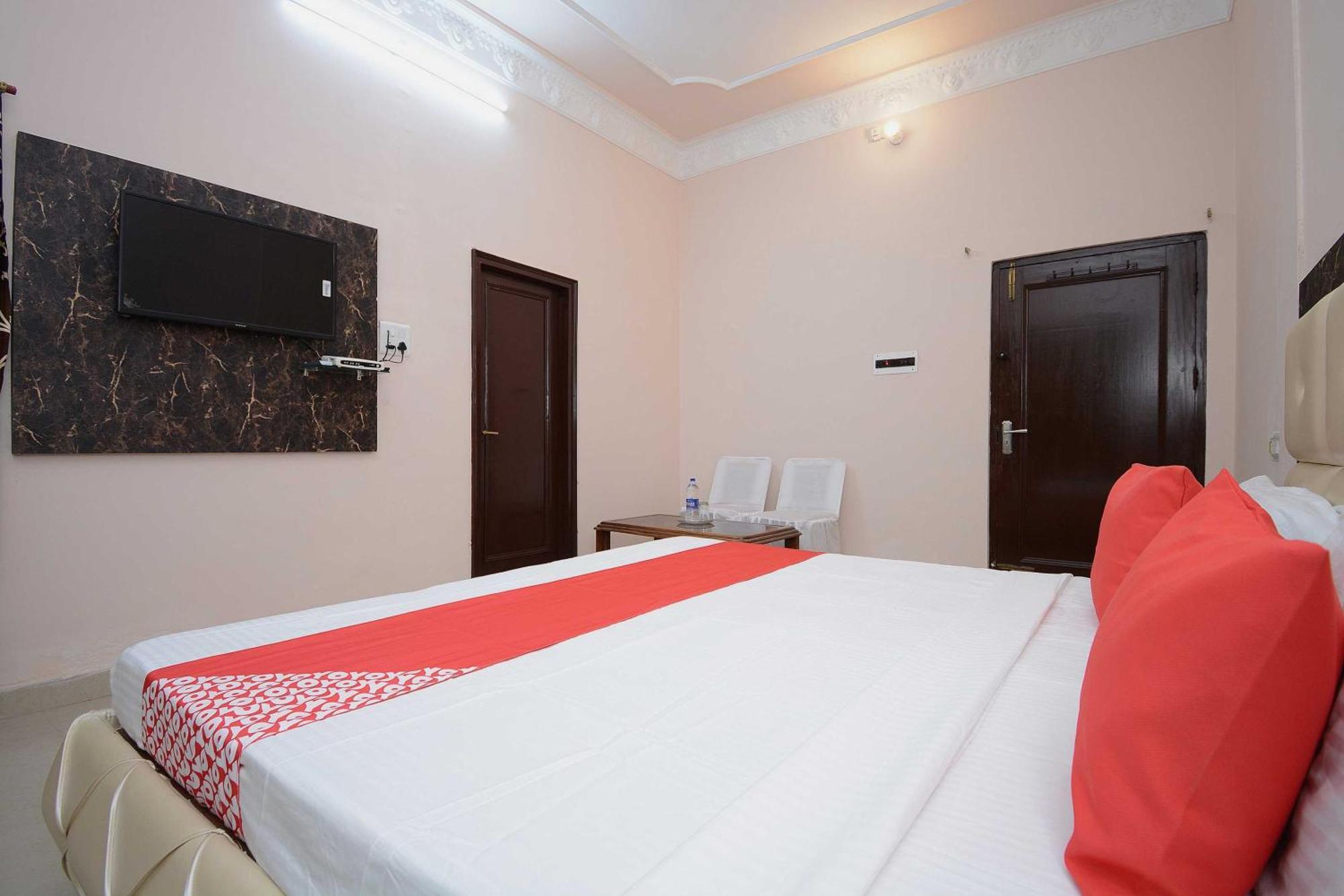 Pathānkot Hotel Asia Palace מראה חיצוני תמונה