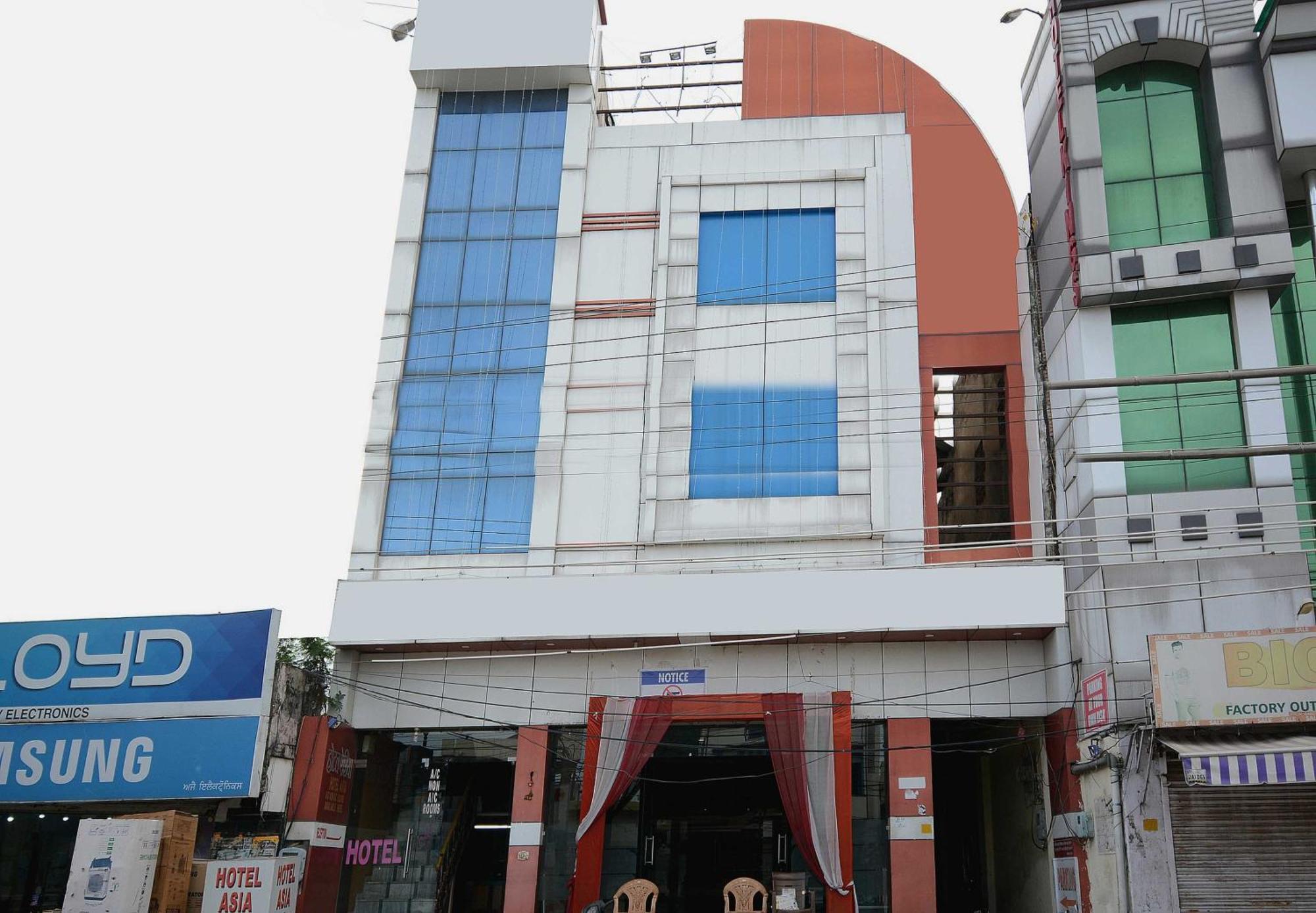 Pathānkot Hotel Asia Palace מראה חיצוני תמונה