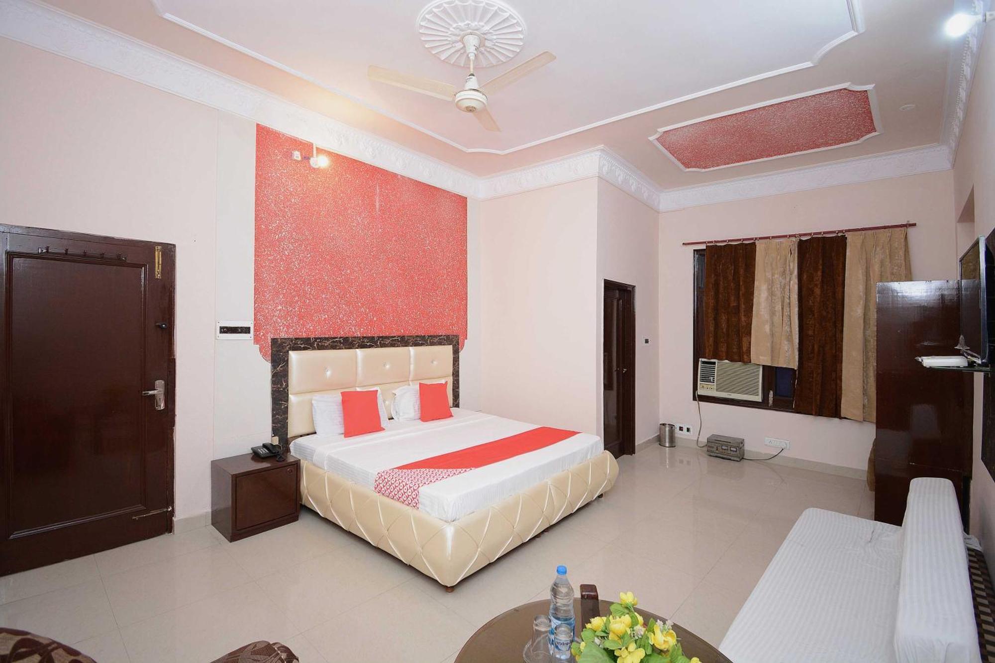 Pathānkot Hotel Asia Palace מראה חיצוני תמונה